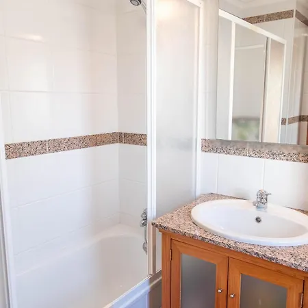 Vivenda Bellavista Feriehus Nazaré